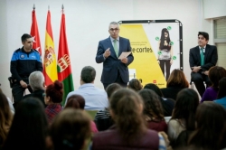 La Comunidad sensibiliza a los adolescentes de la región para prevenir la violencia de género