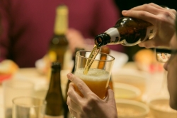 El III Bierfest de Sexta Avenida abre sus puertas con una Cata de Cervezas de Navidad