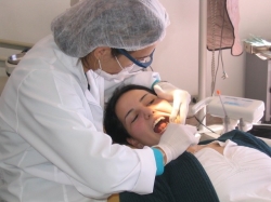 Promoción especial de Clínica Dental Las Lomas de Boadilla para ofrecer servicios odontológicos a precios muy ventajosos