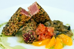 El lomo en crudo de atún rojo salvaje de almadraba, gran protagonista