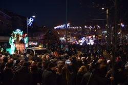 Ocho grandes carrozas y más de 500 personas desfilarán mañana en la Cabalgata de Reyes de Boadilla