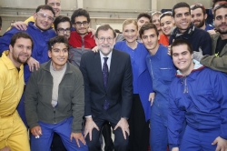 “Otra mirada”: Cifuentes y Rajoy visitan el Centro Integrado de FP Profesor Raúl Vázquez