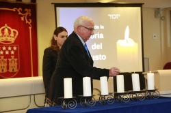 Majadahonda rinde homenaje a las víctimas del Holocausto