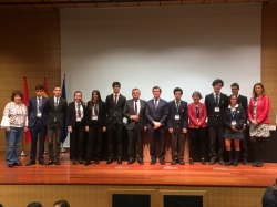 Alumnos de los colegios Caude y San Jaime participan en el Torneo Intermunicipal de debate de la Universidad Francisco de Vitoria