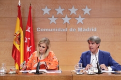 Cifuentes baja las tasas universitarias por tercer año consecutivo.