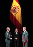 Cifuentes destaca “la solidaridad y el cariño de los españoles hacia la Guardia Civil”