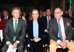 Cifuentes pone en valor el dinamismo de los empresarios madrileños.