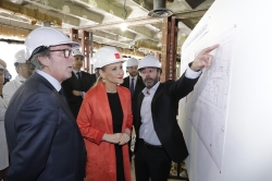 Cifuentes anuncia un Plan de Inversiones para mejorar los hospitales públicos con un presupuesto de  1.000 millón de euros.