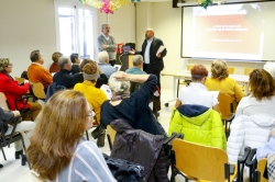 Aprende a usar el PC, el móvil o la tablet en el taller municipal de Nuevas Tecnologías.