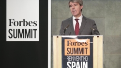 Garrido subraya que Madrid es “la primera línea de vanguardia de la reinvención de España”.