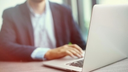 Más de 3.200 docentes de la región se van a beneficiar de la oferta formativa online para el presente curso 2018-2019.