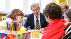 La Comunidad de Madrid ha ampliado este curso de 2 a 22 los centros públicos que imparten estudios del programa trilingüe