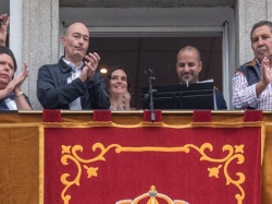 Álvarez Ustarroz reconoce en el pregón la labor de los negocios más antiguos de Majadahonda