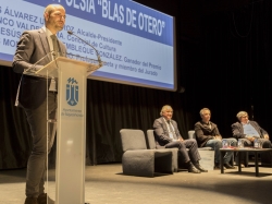 El premio de poesía “Blas de Otero” recae en la obra "Balada de Intemperie"