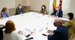 Equiparamos las retribuciones de los médicos especialistas de Atención Primaria y SUMMA 112
