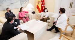 Díaz Ayuso reclama al Gobierno el IVA reducido a los servicios de peluquería y estética