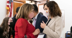 Díaz Ayuso se reúne con el Caucus Hispano y aboga por defender juntos la Libertad y la Democracia