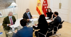 Díaz Ayuso se reúne con el alcalde de Guadarrama para abordar futuros proyectos en el municipio