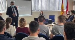 Sensibilizamos a menores y jóvenes infractores sobre el terrorismo con testimonios con víctimas