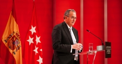 Díaz Ayuso presenta el operativo logístico y asistencial para los refugiados de Ucrania con el Hospital Zendal como epicentro para canalizar las ayuda
