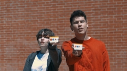 La Comunidad de Madrid presenta una campaña para difundir los beneficios del Carné Joven y ampliar su número de socios