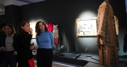 Díaz Ayuso visita la muestra dedicada a Pablo Picasso y Gabrielle Chanel en el Museo Thyssen-Bornemisza