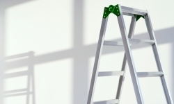 Lo que debes saber antes de comprar una escalera de aluminio