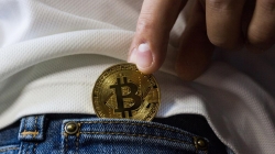 La Comunidad de Madrid crea un protocolo para compras seguras de productos digitales con criptomonedas