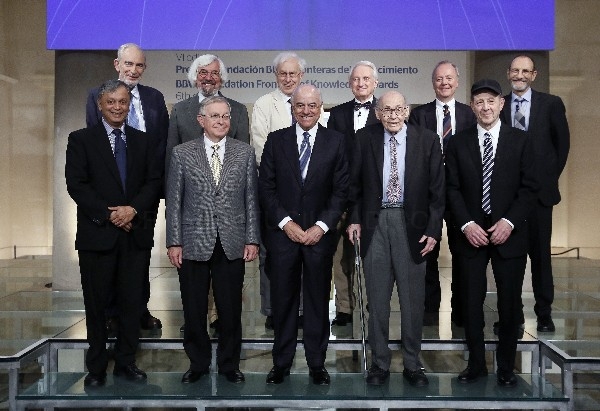 Nueve hombres y una ONG reciben los prestigiosos Premios Fundación BBVA Fronteras del Conocimiento