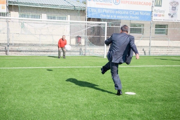 Finalizan las obras de remodelación de los campos de fútbol de la Oliva