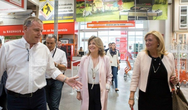La eliminación de trabas burocráticas facilita que 7 de cada 10 euros de inversión extranjera vengan a la Comunidad