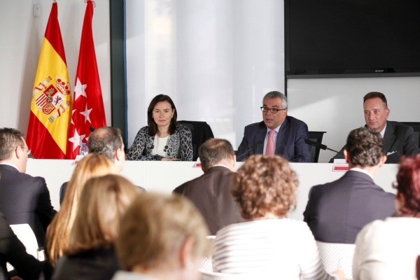 La Comunidad garantiza la continuidad y calidad de los servicios sociales en los municipios de la región