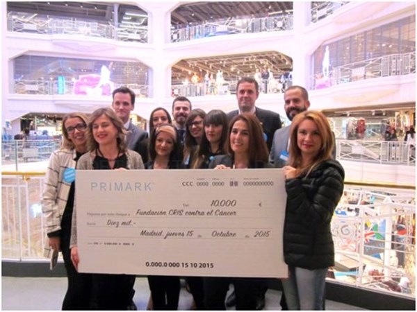 Primark entrega 10.000 euros a la Fundación Cris Contra el Cáncer