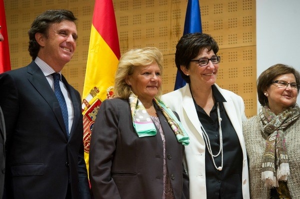 La alcaldesa de Pozuelo: “Ni queremos ni debemos olvidar a los que sufren las secuelas del terrorismo”