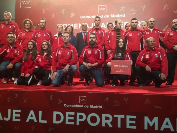 La Comunidad galardona a los deportistas madrileños por sus éxitos logrados durante la temporada 2014/15