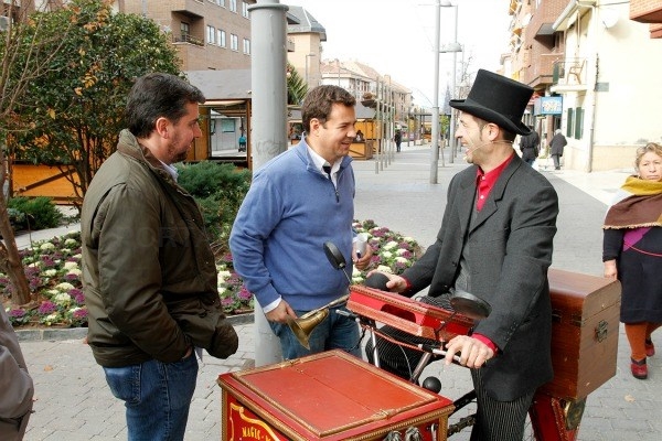 Más de 3.000 personas pasaron por el Mercadillo de Navidad de Las Rozas en su primer fin de semana