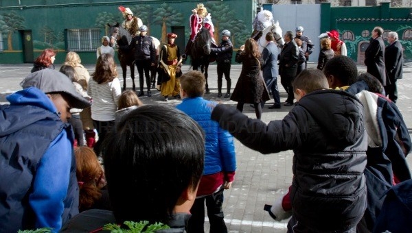 Los Reyes Magos visitan a niños tutelados por la Comunidad de Madrid