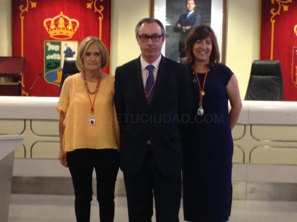 Los cinco grupos de la oposición municipal exigen al PP un cambio de rumbo y le acusade incumplir acuerdos plenarios