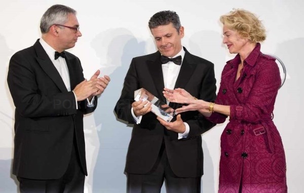 Roberto Arce, IV Premio al Compromiso Masculino