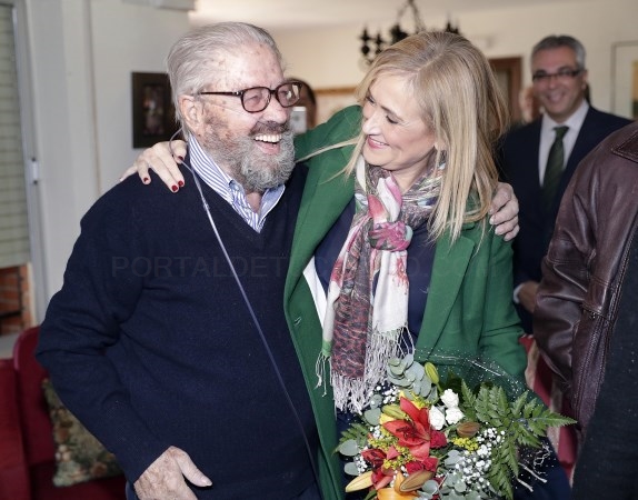 La presidenta de la Comunidad de Madrid, ha elogiado la labor de la Fundación Padre Garralda en su empeño por luchar contra la exclusión social