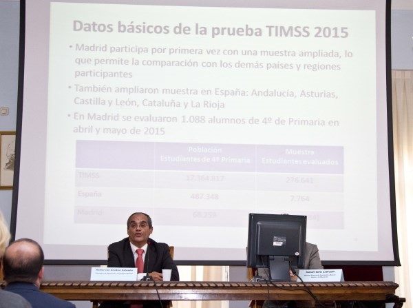 Los alumnos madrileños, entre los mejores de España y la UE en ciencias y matemáticas