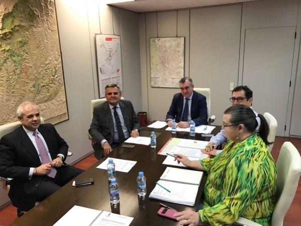 El Alcalde traslada al Consorcio al Regional de Transportes las necesidades de la ciudad