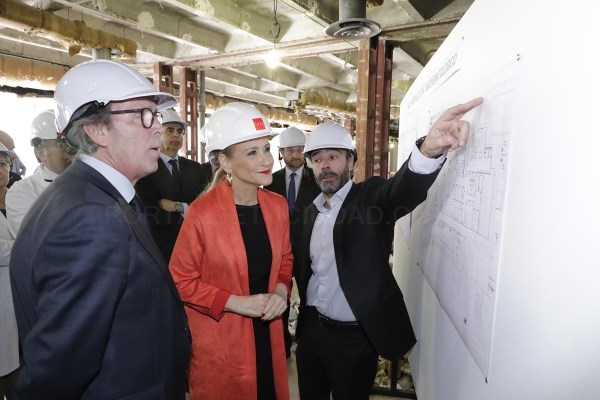 Cifuentes anuncia un Plan de Inversiones para mejorar los hospitales públicos con un presupuesto de  1.000 millón de euros.