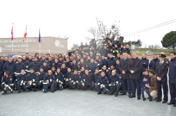 La mayor promoción de aspirantes a bombero de la región comienza su formación