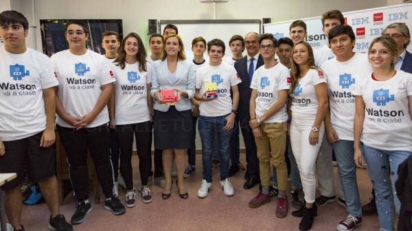 22 institutos entran en la era de la Inteligencia Artificial gracias a un innovador programa de IBM.