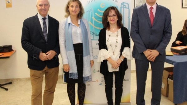 La ecografía se amplía a 228 centros de salud con la adquisición de 40 nuevos equipos.