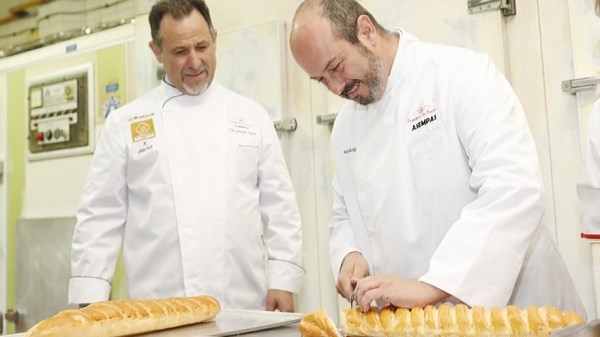 En torno a cuatro millones de torrijas se venderán esta Semana Santa en la región.