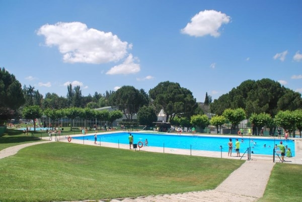 Los vecinos de Majadahonda ya pueden disfrutar de las piscinas municipales.