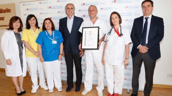 El Hospital Universitario Infanta Leonor recibe 15 certificaciones de calidad en servicios y procesos asistenciales.