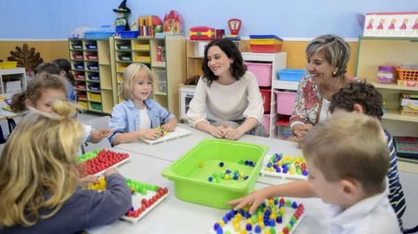 Se implantará planes educativos específicos para el fomento de la lectura con el objetivo de mejorar la ortografía, la comprensión lectora.